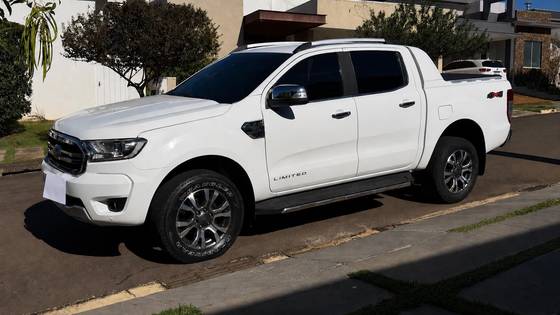 FORD RANGER 3.2 LIMITED 4X4 CD 20V DIESEL 4P AUTOMÁTICO FORD RANGER 3.2 LIMITED 4X4 CD 20V DIESEL 4P AUTOMÁTICO